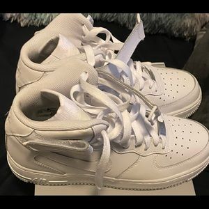 Airforce 1 size 6.5 brand new comes with box